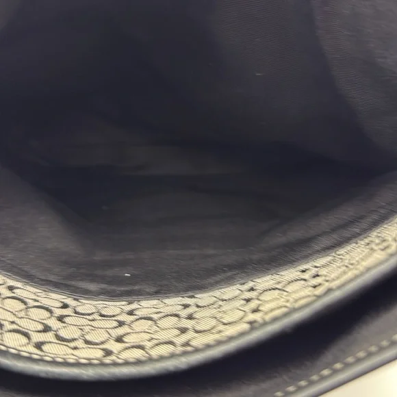 COACH VINTAGE SOHO JACQUARD Black and Gray Patterned Women's Bag. - Picture 6 of 10